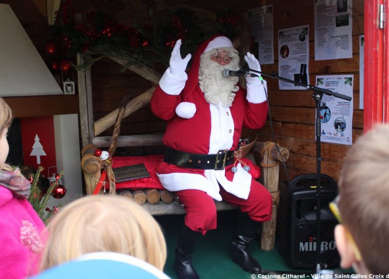 CONTE DU PÈRE NOËL ET DE SON LUTIN FARCEUR