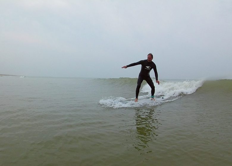 SURF SCHOOL – KEEP COOL SURFING