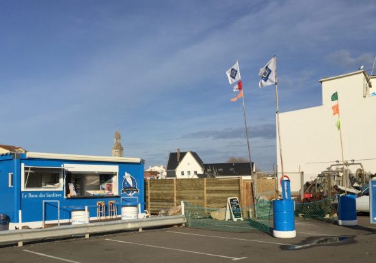 LE BANC DE SARDINES, QUAI MARCEL BERNARD,85800 ST GILLES CROIX DE VIE
